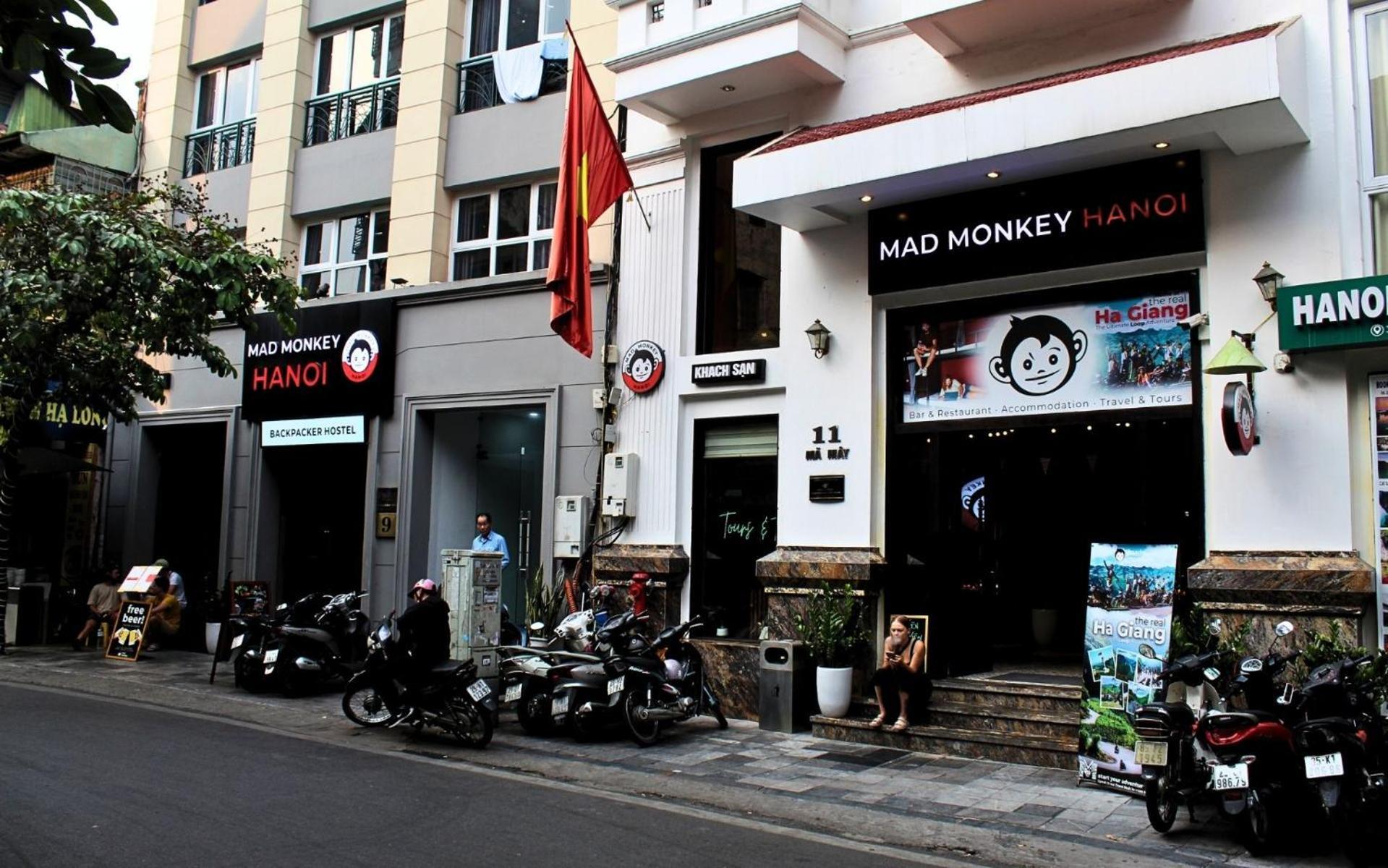 Mad Monkey Hanoi Hostel — Photos 3